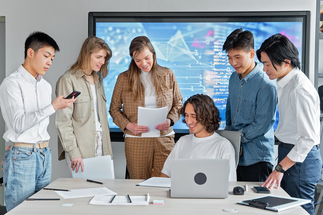 An image of people having a discussion