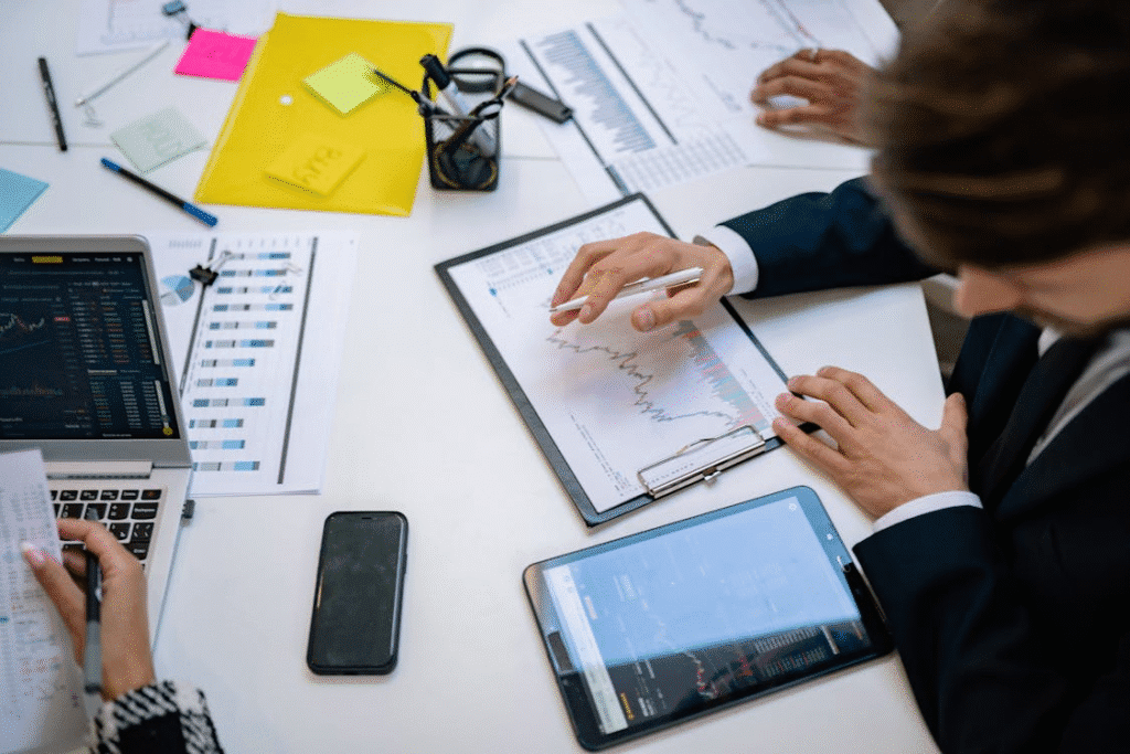 Analyzing commercial property financing data