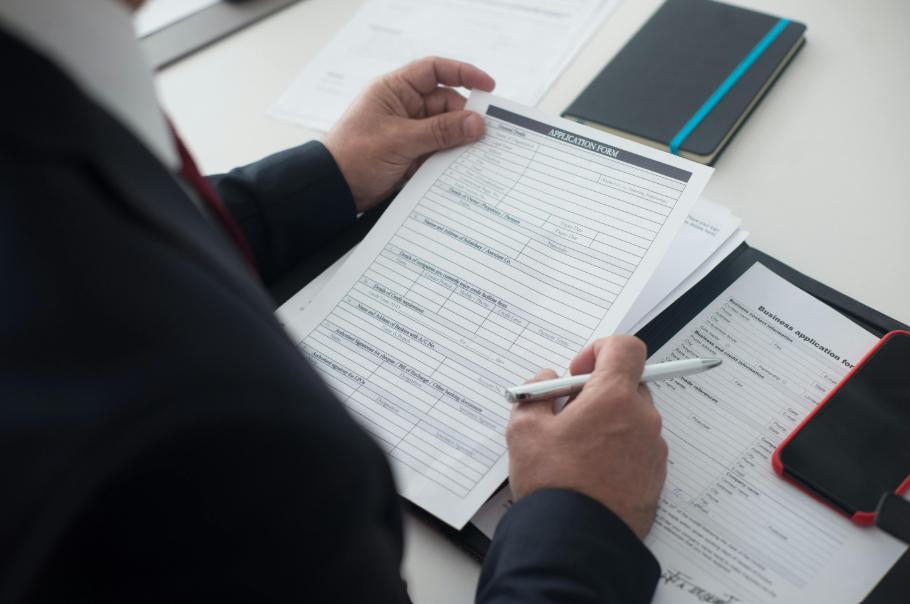 A person applying for a cash-out refinance loan in Florida.